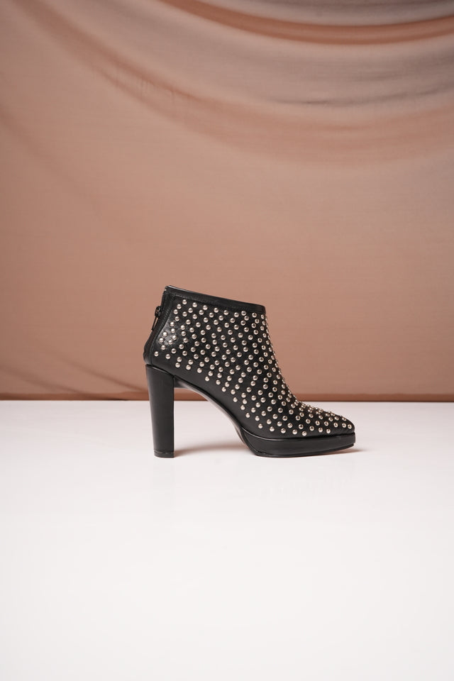 BOTA SURIA