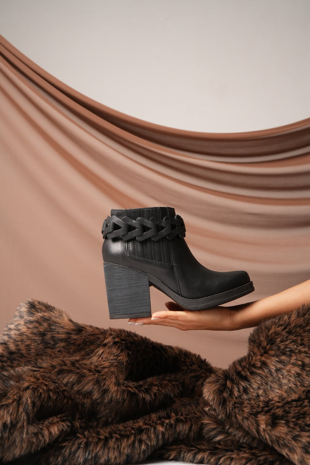 BOTA THEIA BLACK